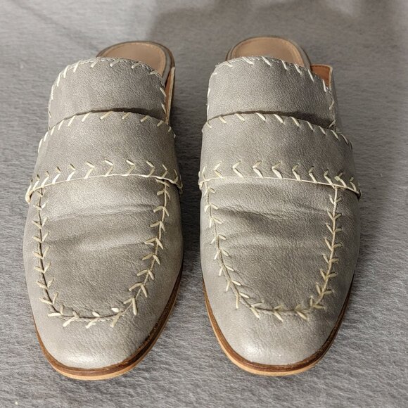 Mi iM Simone Mule Shoe Embroidered Vegan Leather Slip On Closed Toe Shoe 8.5 - Picture 3 of 12